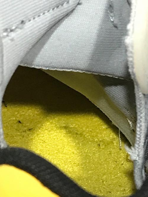 NIKE（ナイキ）NIKE (ナイキ) JORDAN Spizike LOW ミッドカットスニーカー PRM VARSITY MAIZE/BLACK-WOLF GREY サイズ:26.5の古着・服飾アイテム