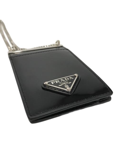 PRADA（プラダ）PRADA (プラダ) チェーンストラップカードケース ブラックの古着・服飾アイテム