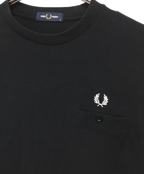 FRED PERRY（フレッドペリー）FRED PERRY (フレッドペリー) Tシャツ ブラック サイズ:Mの古着・服飾アイテム