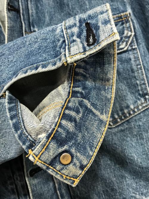 LEVI'S（リーバイス）LEVI'S (リーバイス) 2ndタイプ復刻デニムジャケット インディゴ サイズ:38の古着・服飾アイテム