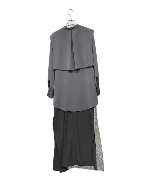 PUBLIC TOKYO（パブリックトウキョウ）PUBLIC TOKYO (パブリックトウキョウ) ドッキングJQレイヤードワンピース グレー サイズ:FREEの古着・服飾アイテム