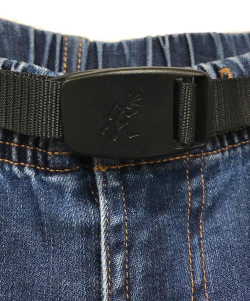GRAMICCI（グラミチ）GRAMICCI (グラミチ) 別注 Gramicci Mountain Tuck Pants インディゴ サイズ:Lの古着・服飾アイテム