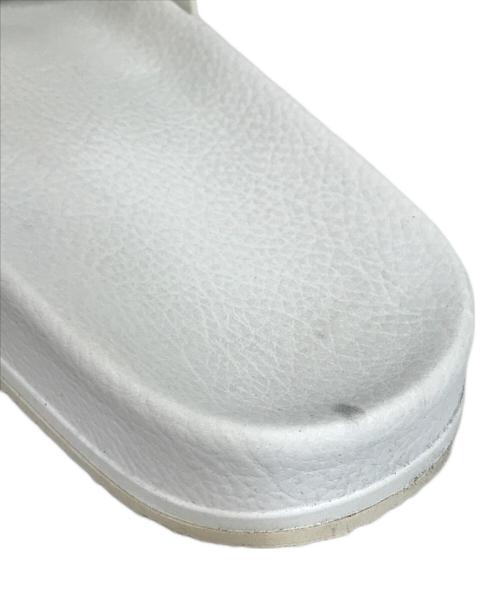 MM6 Maison Margiela（エムエムシックスメゾンマルジェラ）MM6 Maison Margiela (エムエムシックス メゾンマルジェラ) シャワーサンダル ホワイト サイズ:36の古着・服飾アイテム