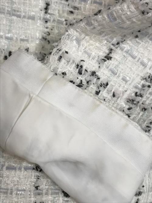 ANAYI（アナイ）ANAYI (アナイ) Eternal Line ミックスツイードノーカラー ジャケット ホワイト サイズ:40の古着・服飾アイテム