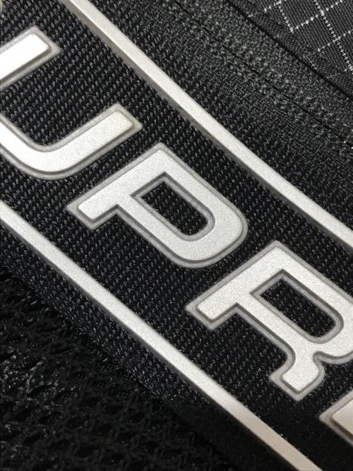 SUPREME（シュプリーム）SUPREME (シュプリーム) 23FW 3D Logo Shoulder Bag ショルダーバッグ ブラックの古着・服飾アイテム