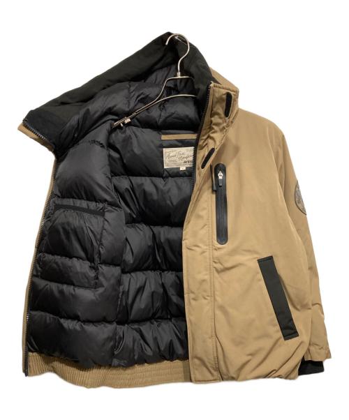 AVIREX（アヴィレックス）AVIREX (アヴィレックス) MILITARY FUNCTION DOWN HOODIE JACKET2 ブラウン サイズ:Fの古着・服飾アイテム