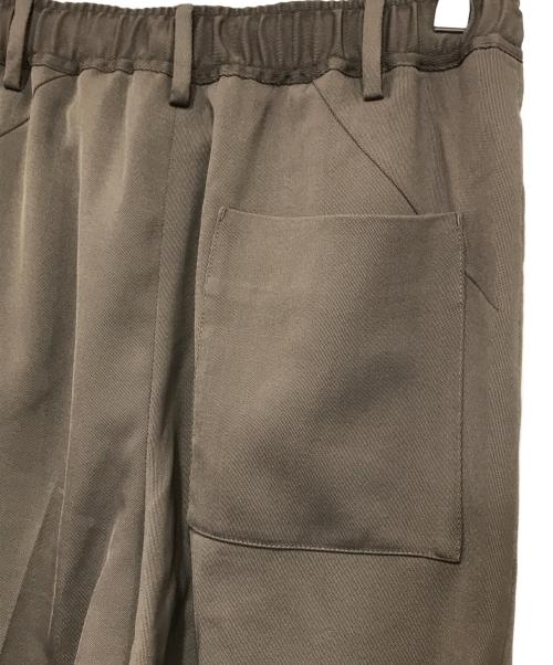 PUBLIC TOKYO（パブリックトウキョウ）PUBLIC TOKYO (パブリックトウキョウ) AQUA WOOLカルゼタックスラックス ベージュ サイズ:1の古着・服飾アイテム