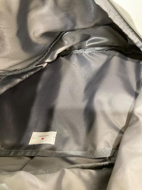 merry jenny（メリージェニー）merry jenny (メリージェニー) ribbonワンショルダーバッグ スリングバッグ グレーの古着・服飾アイテム