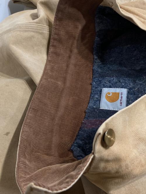 CarHartt（カーハート）CarHartt (カーハート) ヴィンテージダックトラッカージャケット ベージュ サイズ:不明(L-XL相当)の古着・服飾アイテム