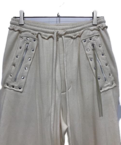 NVRFRGT（ネヴァーフォーゲット）NVRFRGT (ネヴァーフォーゲット) RECYCLED COTTON STUDDED LOUNGE PANTS ホワイト サイズ:1の古着・服飾アイテム