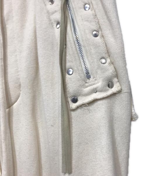 NVRFRGT（ネヴァーフォーゲット）NVRFRGT (ネヴァーフォーゲット) RECYCLED COTTON STUDDED LOUNGE PANTS ホワイト サイズ:1の古着・服飾アイテム