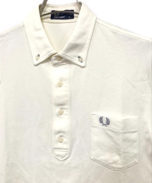 FRED PERRY（フレッドペリー）FRED PERRY (フレッドペリー) ポロシャツ ホワイト サイズ:XLの古着・服飾アイテム