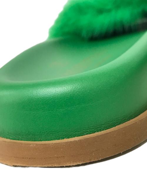 VALENTINO GARAVANI（ヴァレンティノ・ガラヴァーニ）VALENTINO GARAVANI (ヴァレンティノ・ガラヴァーニ) スタッズファーサンダル グリーン サイズ:36の古着・服飾アイテム