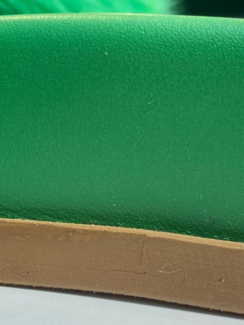 VALENTINO GARAVANI（ヴァレンティノ・ガラヴァーニ）VALENTINO GARAVANI (ヴァレンティノ・ガラヴァーニ) スタッズファーサンダル グリーン サイズ:36の古着・服飾アイテム