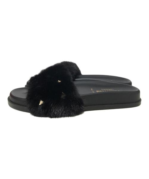 VALENTINO GARAVANI（ヴァレンティノ・ガラヴァーニ）VALENTINO GARAVANI (ヴァレンティノ・ガラヴァーニ) スタッズファーサンダル ブラック サイズ:36の古着・服飾アイテム