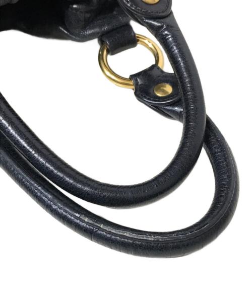 MIU MIU（ミュウミュウ）MIU MIU (ミュウミュウ) 2WAYショルダーバッグ ブラックの古着・服飾アイテム