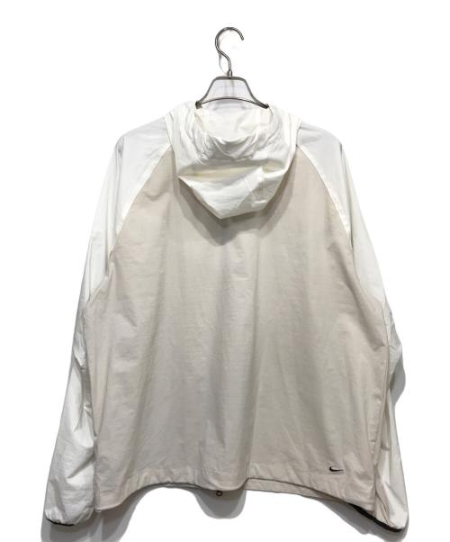 NIKE（ナイキ）NIKE (ナイキ) Tech Windrunner ホワイト サイズ:XLの古着・服飾アイテム