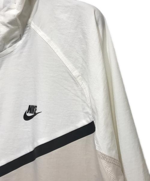 NIKE（ナイキ）NIKE (ナイキ) Tech Windrunner ホワイト サイズ:XLの古着・服飾アイテム