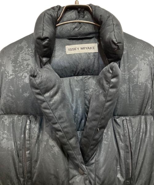 ISSEY MIYAKE（イッセイミヤケ）ISSEY MIYAKE (イッセイミヤケ) ダウンジャケット ブラック サイズ:3の古着・服飾アイテム