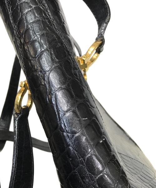 Salvatore Ferragamo（サルヴァトーレ フェラガモ）Salvatore Ferragamo (サルヴァトーレ フェラガモ) ガンチーニ型押しハンドバッグ ブラックの古着・服飾アイテム