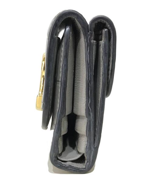 Chloe（クロエ）Chloe (クロエ) トリフォールドウォレット グレーの古着・服飾アイテム