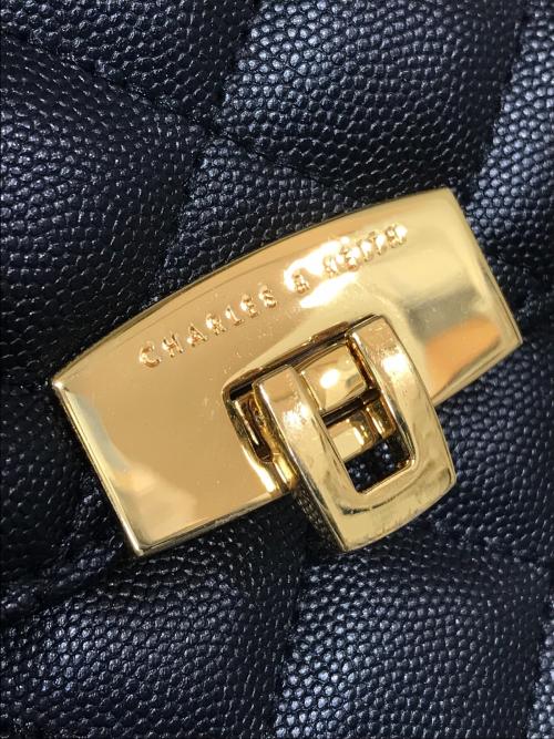 CHARLES & KEITH（チャールズアンドキース）CHARLES & KEITH (チャールズ＆キース) クレシダ キルト ショルダーバッグ ブラックの古着・服飾アイテム