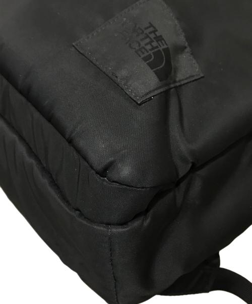 THE NORTH FACE（ザ ノース フェイス）THE NORTH FACE (ザ ノース フェイス) Shuttle DAYPACK Slim SE リュック ブラックの古着・服飾アイテム