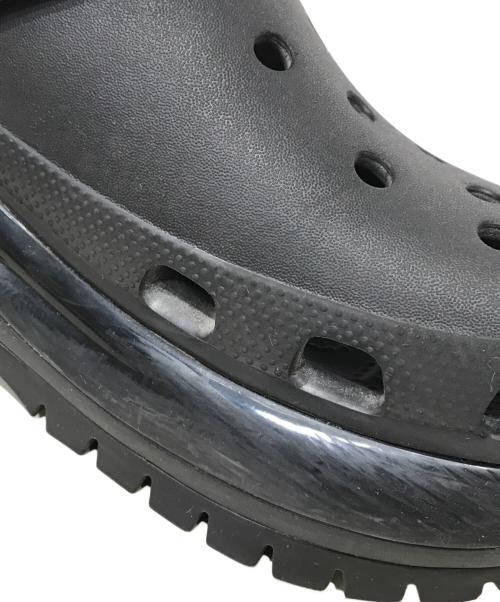 crocs（クロックス）crocs (クロックス) メガクラッシュクロック ブラック サイズ:W8の古着・服飾アイテム