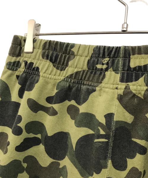 A BATHING APE（ア ベイシング エイプ）A BATHING APE (ア ベイシング エイプ) 1st camo yellow スウェットカーゴショーツ カーキ サイズ:Lの古着・服飾アイテム