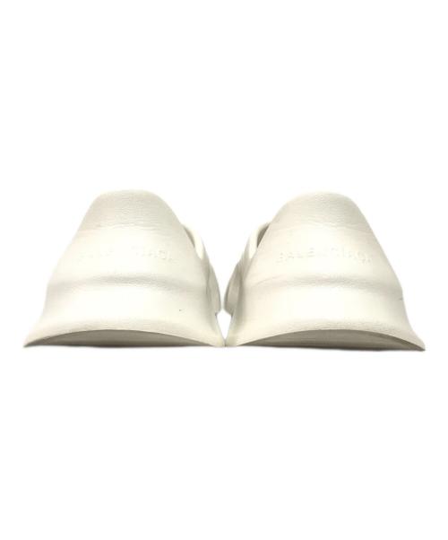 BALENCIAGA（バレンシアガ）BALENCIAGA (バレンシアガ) MOLD CLOSED  モールドクローズド ラバーサンダル ホワイト サイズ:EUR 41(JPA 27)の古着・服飾アイテム