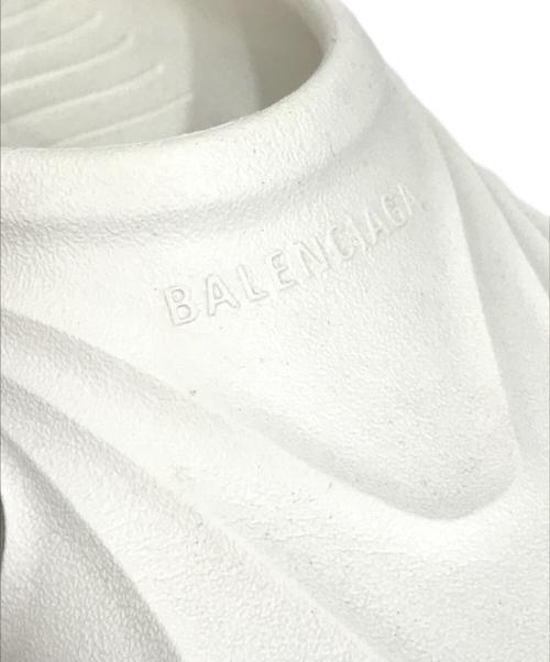 BALENCIAGA（バレンシアガ）BALENCIAGA (バレンシアガ) MOLD CLOSED  モールドクローズド ラバーサンダル ホワイト サイズ:EUR 41(JPA 27)の古着・服飾アイテム