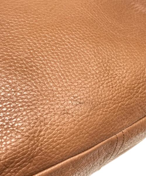 YOUNG & OLSEN The DRYGOODS STORE（ヤングアンドオルセン ザ ドライグッズストア）YOUNG & OLSEN The DRYGOODS STORE (ヤングアンドオルセン ザ ドライグッズストア) エンボスレザートート ブラウンの古着・服飾アイテム