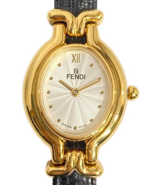 FENDI（フェンディ）FENDI (フェンディ) チェンジベルトウォレット ホワイトの古着・服飾アイテム