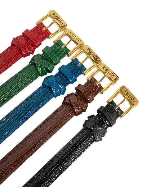 FENDI（フェンディ）FENDI (フェンディ) チェンジベルトウォレット ホワイトの古着・服飾アイテム