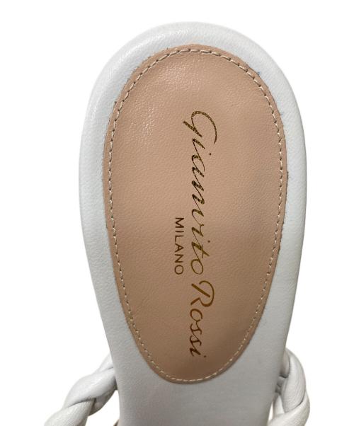 Gianvito Rossi（ジャンヴィト ロッシ）Gianvito Rossi (ジャンヴィト・ロッシ) TROPEA 編込みレザーサンダル ホワイト サイズ:381/2の古着・服飾アイテム
