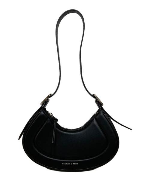 CHARLES & KEITH（チャールズアンドキース）CHARLES & KEITH (チャールズ＆キース) Petra ペトラ カーブショルダーバッグ ブラックの古着・服飾アイテム