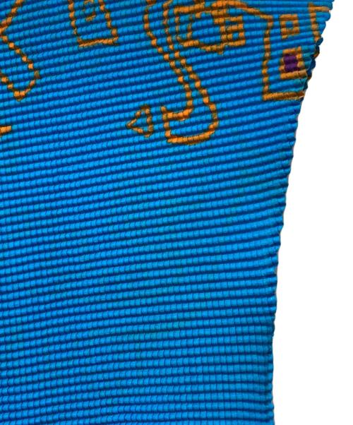 me ISSEY MIYAKE（ミーイッセイ ミヤケ）me ISSEY MIYAKE (ミーイッセイ ミヤケ) 総柄ボトルネックカットソー ブルー サイズ:-の古着・服飾アイテム