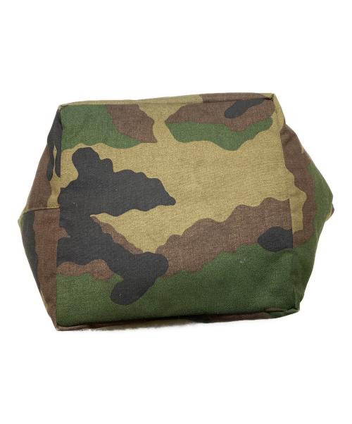 Herve Chapelier（エルベシャプリエ）Herve Chapelier (エルベシャプリエ) カモ柄 コーデュラ舟型トート カーキの古着・服飾アイテム