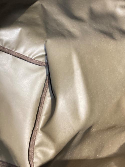 Herve Chapelier（エルベシャプリエ）Herve Chapelier (エルベシャプリエ) カモ柄 コーデュラ舟型トート カーキの古着・服飾アイテム