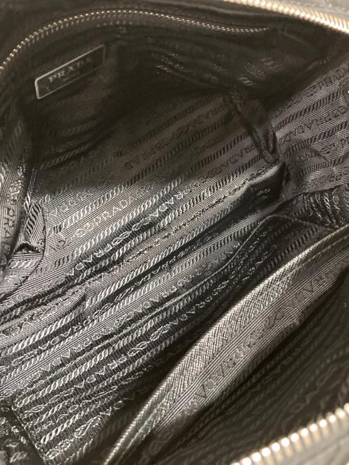 PRADA（プラダ）PRADA (プラダ) キルティングチェーンバッグ ブラックの古着・服飾アイテム