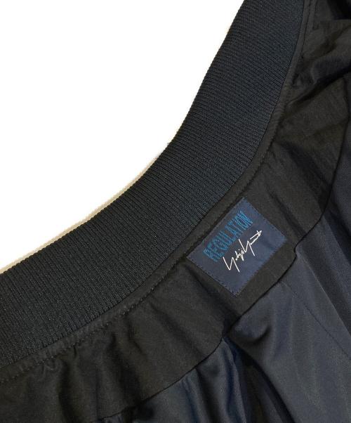 REGULATION Yohji Yamamoto（レギュレーションヨウジヤマモト）REGULATION Yohji Yamamoto (レギュレーションヨウジヤマモト) 25SS C/NY WEATHER R-SSBOMBER JKT ブラック サイズ:2の古着・服飾アイテム