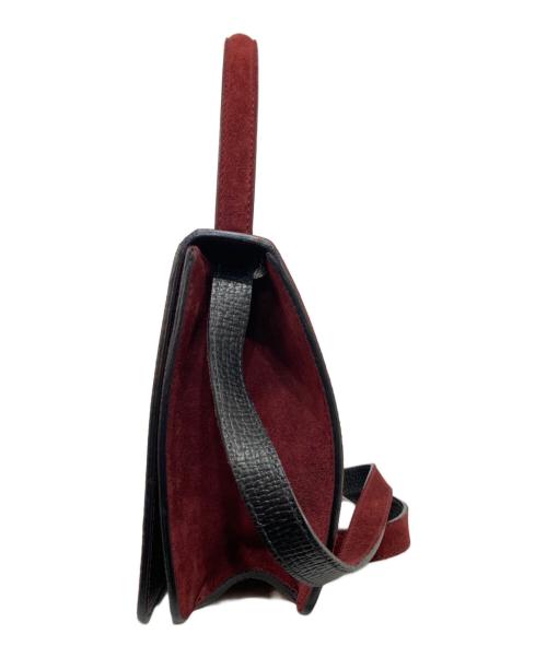 LOEWE（ロエベ）LOEWE (ロエベ) スエードトライアングルショルダーバッグ レッドの古着・服飾アイテム