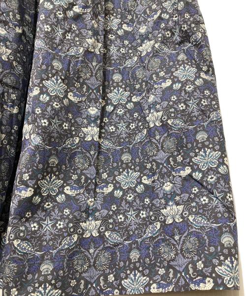 TSUHARU by samansa Mos2（ツハル バイ サマンサモスモス）TSUHARU by samansa Mos2 (ツハル バイ サマンサモスモス) LIBERTY Akinobu柄袖バルーンワンピース ブルー サイズ:FREEの古着・服飾アイテム