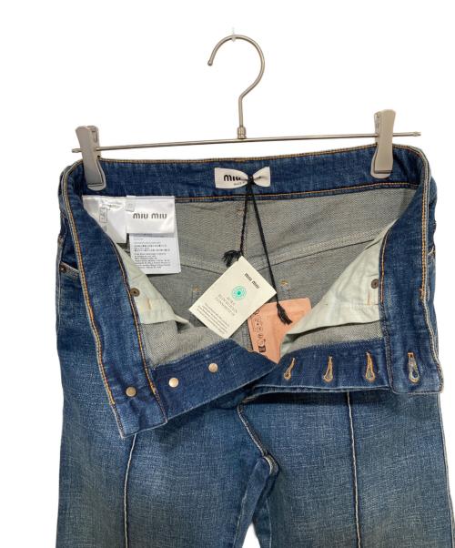 MIU MIU（ミュウミュウ）MIU MIU (ミュウミュウ) MIU MIUロゴ刺繍デニムパンツ インディゴ サイズ:25の古着・服飾アイテム
