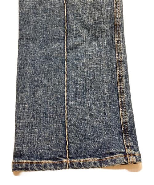 MIU MIU（ミュウミュウ）MIU MIU (ミュウミュウ) MIU MIUロゴ刺繍デニムパンツ インディゴ サイズ:25の古着・服飾アイテム