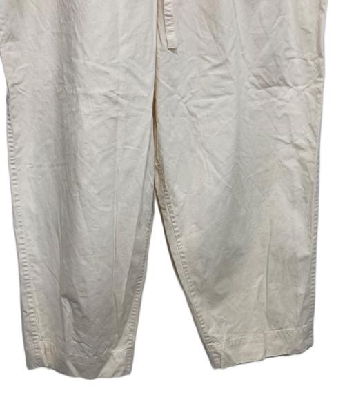 ARTS&SCIENCE（アーツアンドサイエンス）ARTS&SCIENCE (アーツアンドサイエンス) クロップド パンツ アイボリー サイズ:1の古着・服飾アイテム