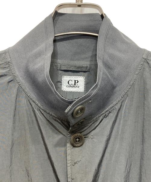 C.P COMPANY（シーピーカンパニー）C.P COMPANY (シーピーカンパニー) Chrome-R Full Button Jacket グレー サイズ:Mの古着・服飾アイテム