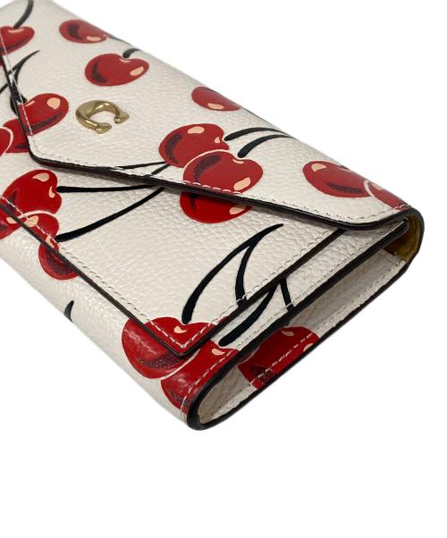 COACH（コーチ）COACH (コーチ) ウィン ソフト ウォレット ウィズ チェリー プリント レッド×ホワイトの古着・服飾アイテム