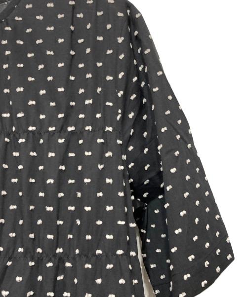 Jane Marple Dans Le Salon（ジェーンマープルネザーランドル サロン）Jane Marple Dans Le Salon (ジェーンマープルネザーランドル サロン) 襟付きドットワンピース ブラック サイズ:Mの古着・服飾アイテム