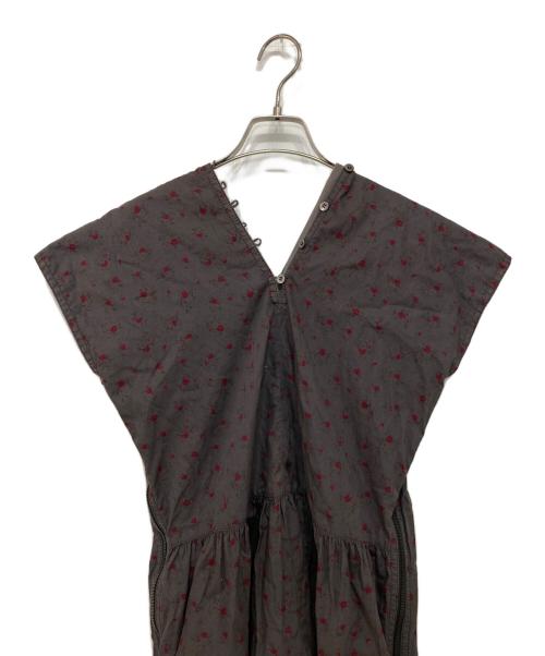 tricot COMME des GARCONS（トリココムデギャルソン）tricot COMME des GARCONS (トリココムデギャルソン) フラワープリントギミックワンピウース グレー サイズ:Sの古着・服飾アイテム